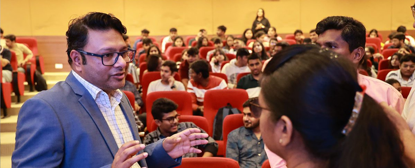 An Insightful Session on AI Shopping Assistant by Mr. Ruchir Patel